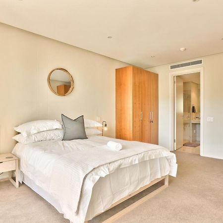Elegant V&A Waterfront Canal Apartment Cape Town Luaran gambar