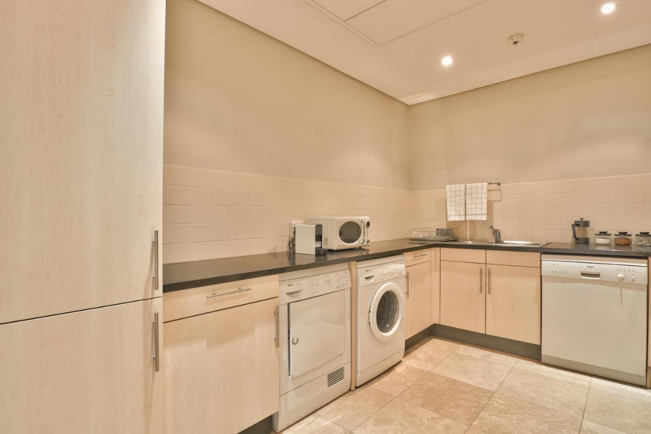 Elegant V&A Waterfront Canal Apartment Cape Town Luaran gambar